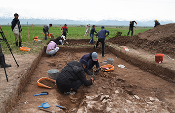 Excavation of Ak Besim ruins